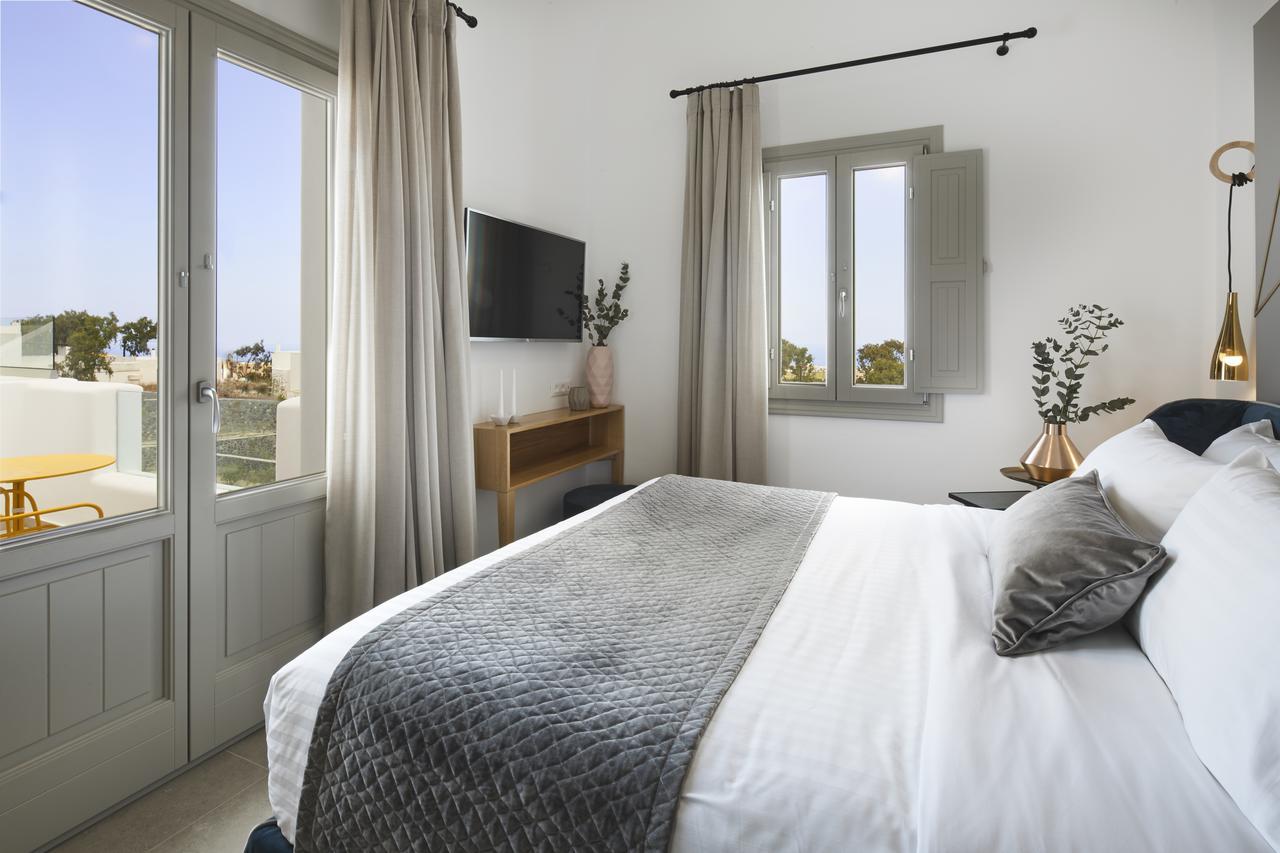 Altera Pars Suites Mesaria Buitenkant foto