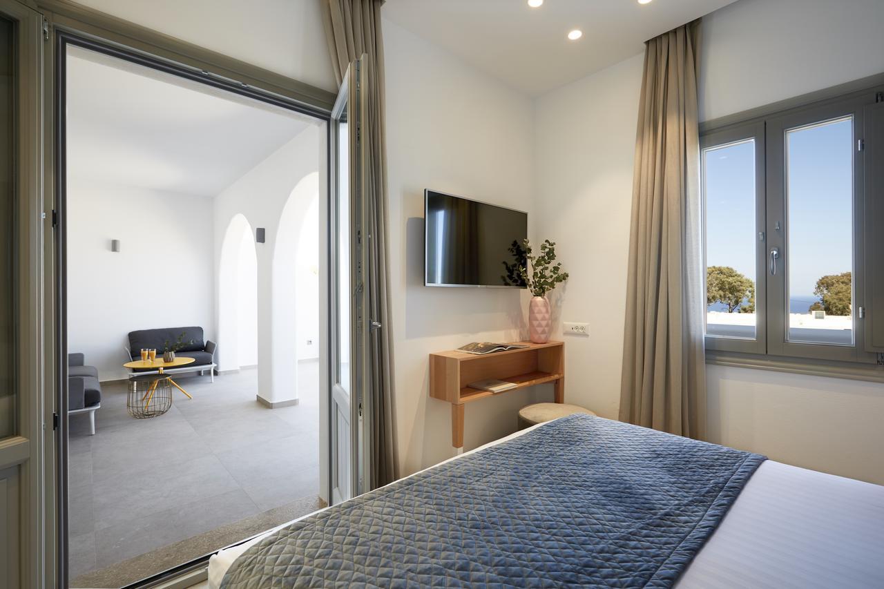 Altera Pars Suites Mesaria Buitenkant foto
