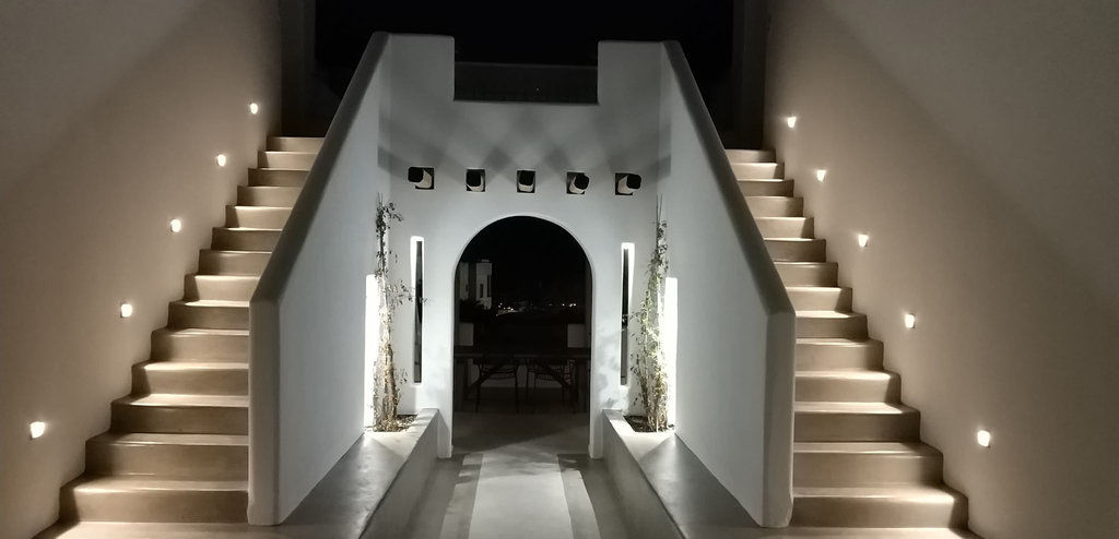 Altera Pars Suites Mesaria Buitenkant foto