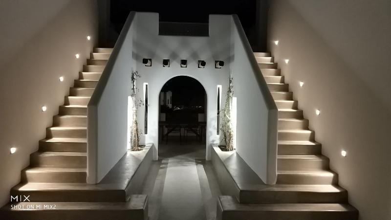 Altera Pars Suites Mesaria Buitenkant foto