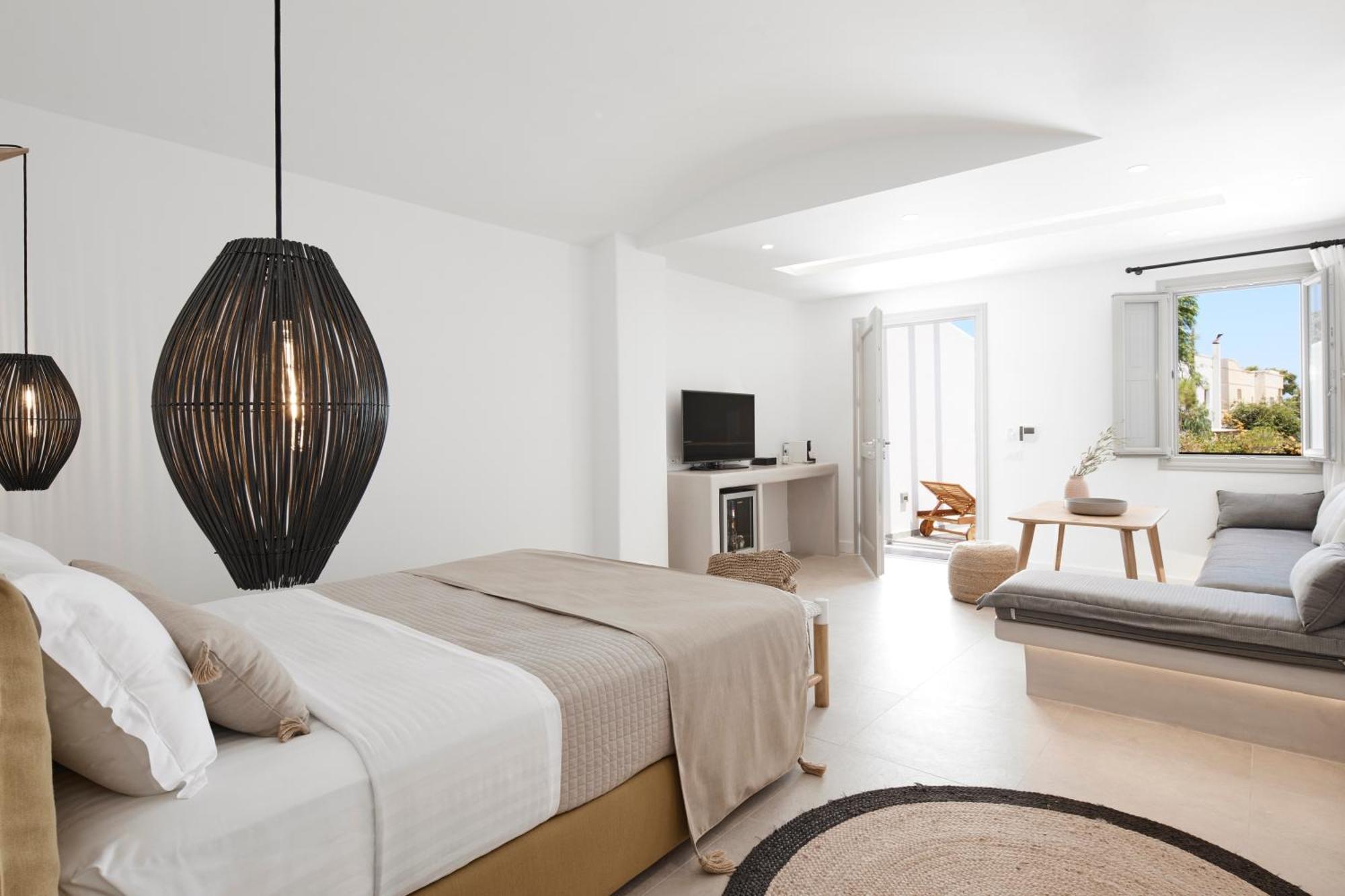 Altera Pars Suites Mesaria Buitenkant foto